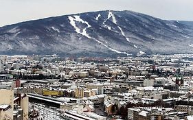 Apartma4Us